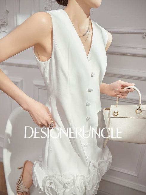 Ladies Sleeveless V-Neckline Classic Rose Decor Mini Dress